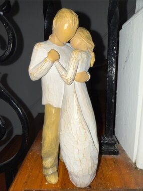Willow Tree® Promise Figurine Art